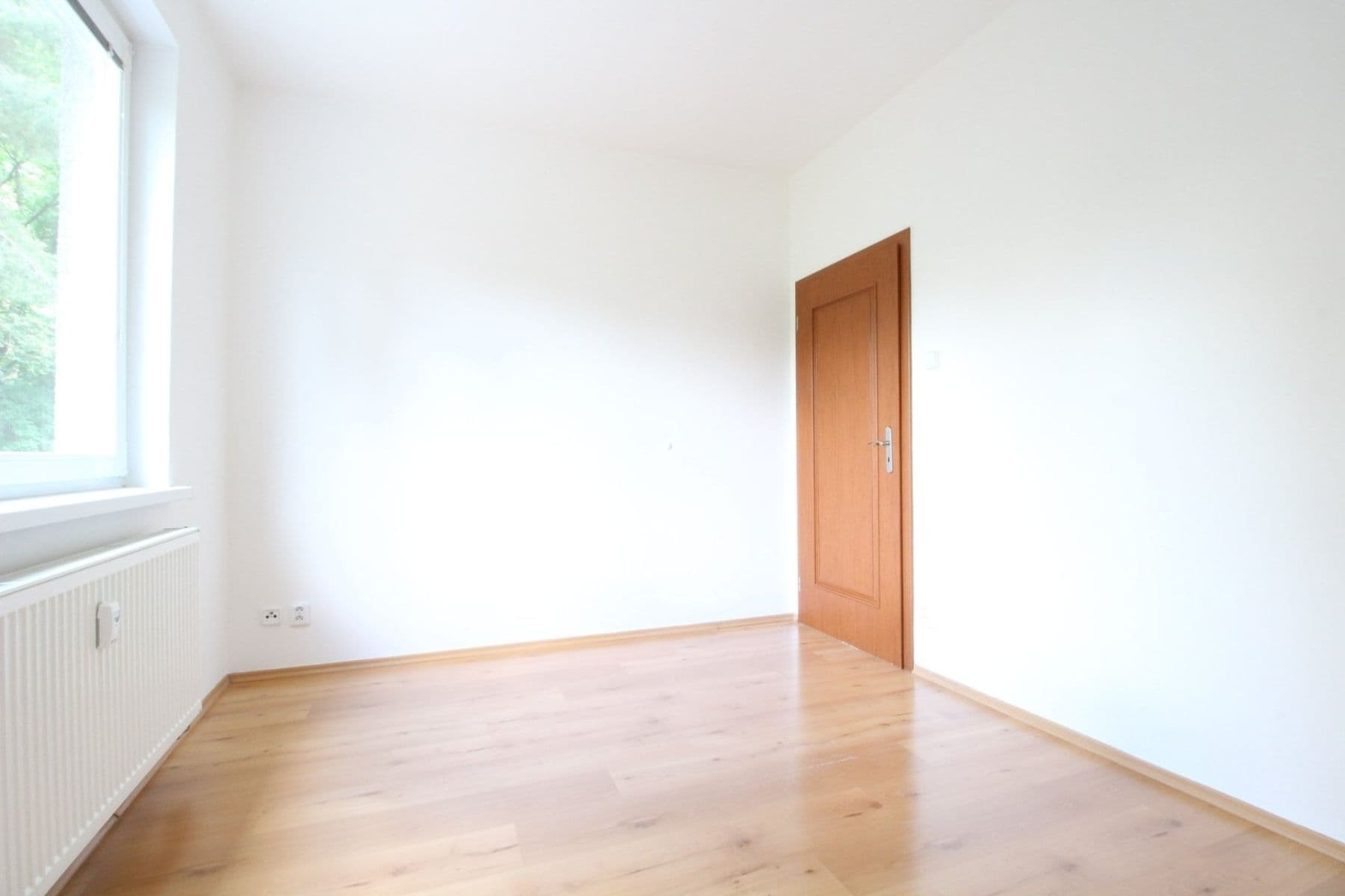 Pronájem bytu 4+1 110 m², Na Hřebenkách, Praha, Praha Pronájem bytu 4+1 110 m², Na Hřebenkách, Praha, Praha