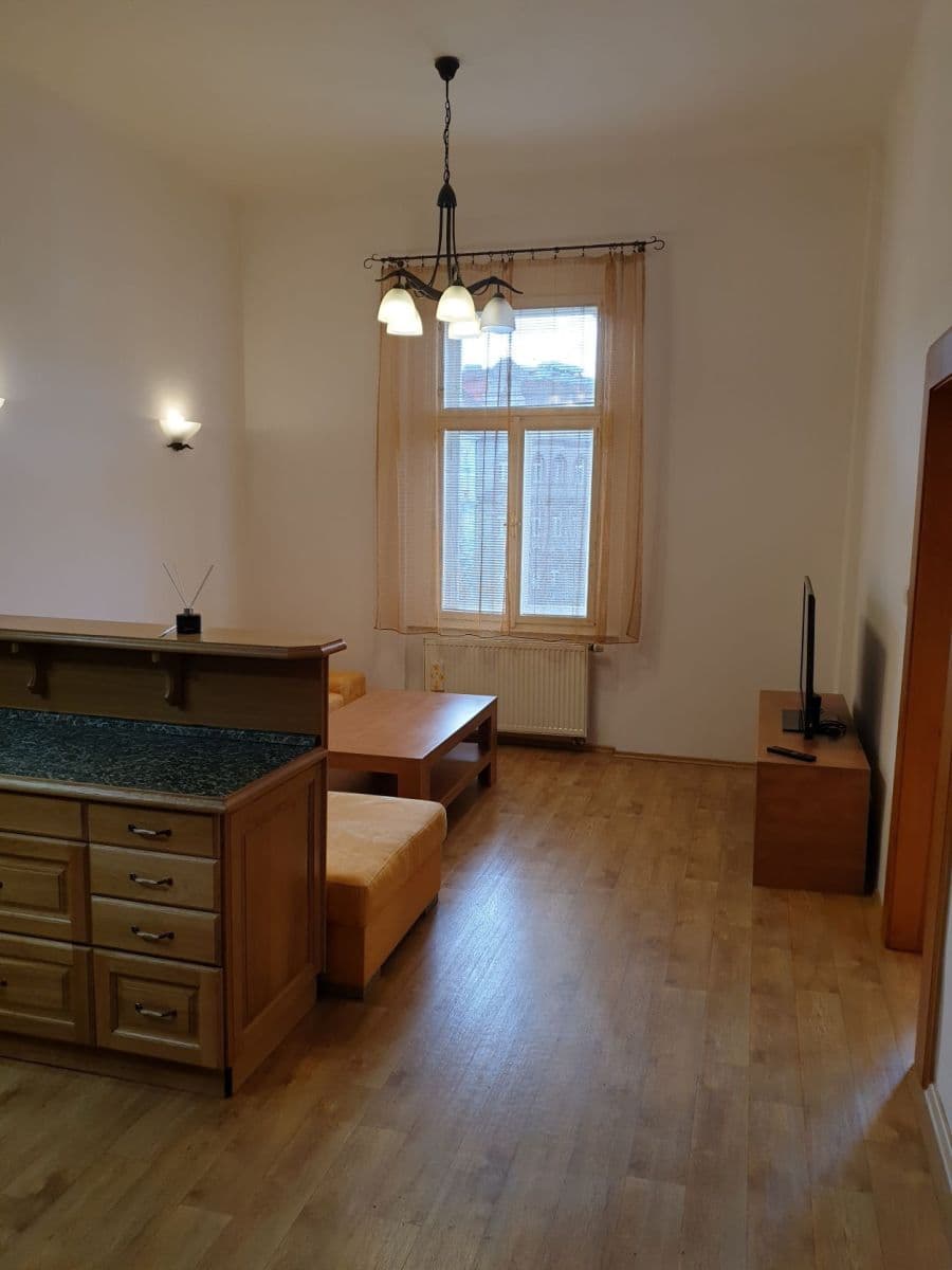 Pronájem bytu 2+kk 53 m², Arbesovo náměstí, Praha, Praha Pronájem bytu 2+kk 53 m², Arbesovo náměstí, Praha, Praha