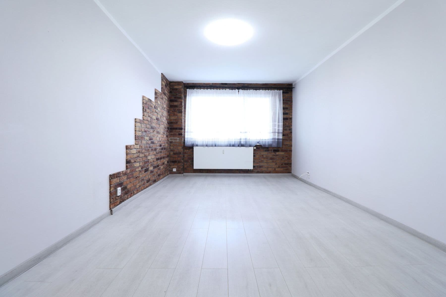 Pronájem bytu 3+kk 72 m², Hlavní, Praha, Praha Pronájem bytu 3+kk 72 m², Hlavní, Praha, Praha