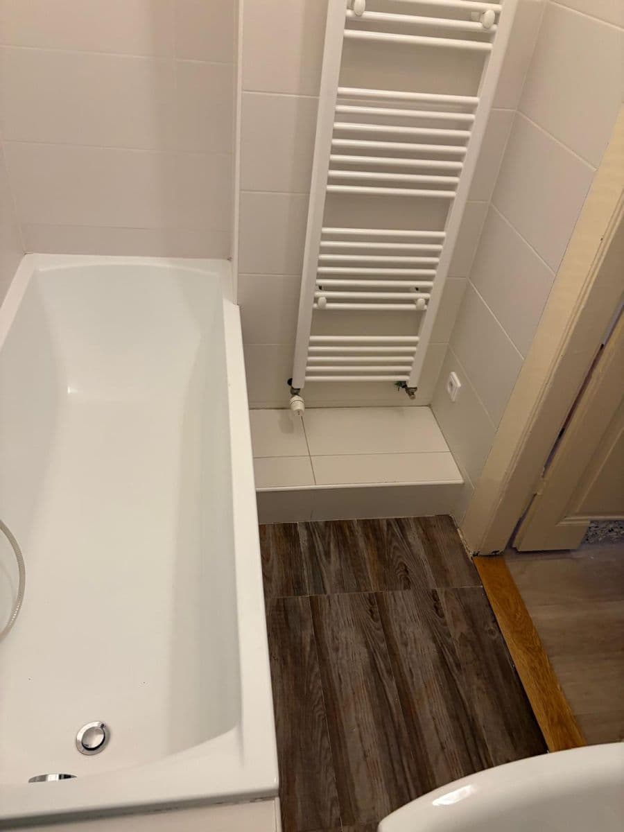 Pronájem bytu 3+1 97 m², Lužická, Praha, Praha Pronájem bytu 3+1 97 m², Lužická, Praha, Praha