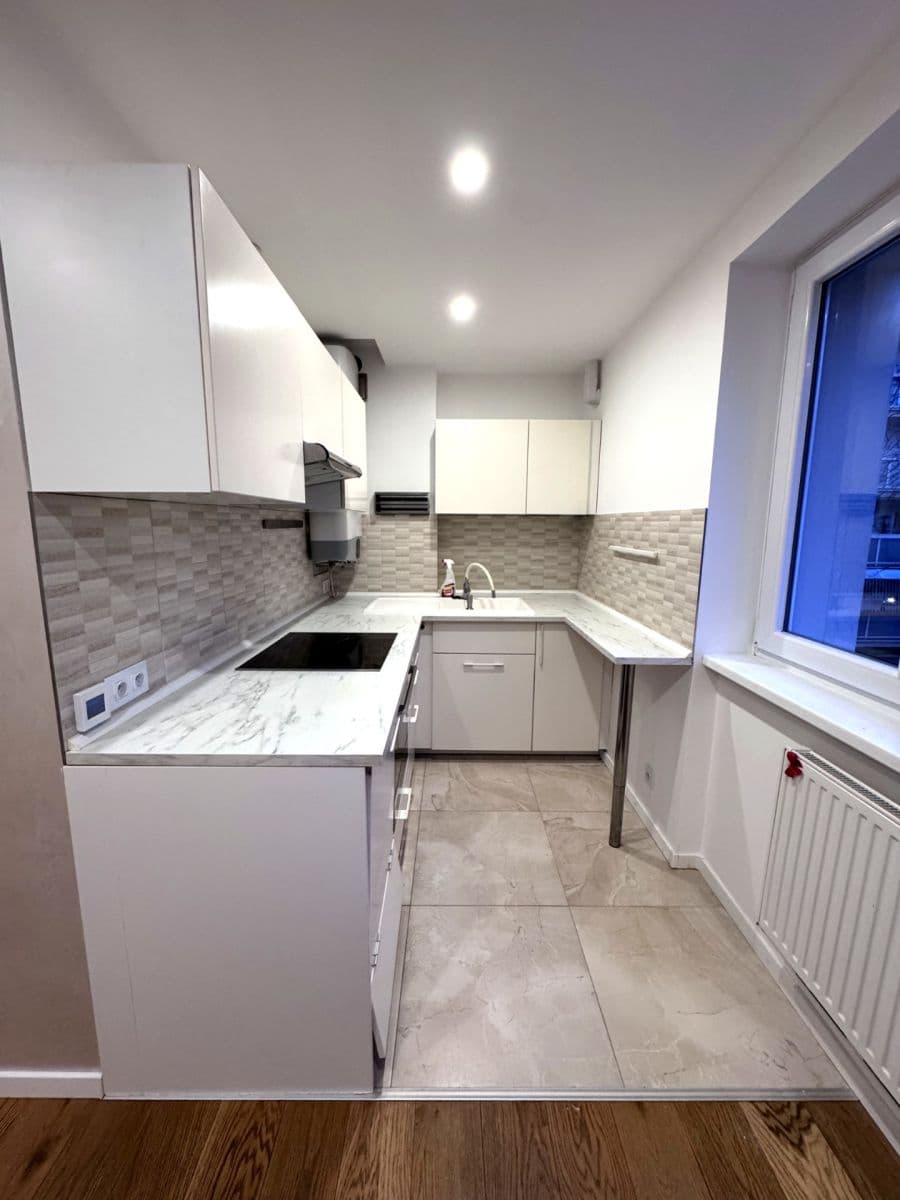 Pronájem bytu 2+1 62 m², Vašíčkova, Kladno, Středočeský kraj Pronájem bytu 2+1 62 m², Vašíčkova, Kladno, Středočeský kraj