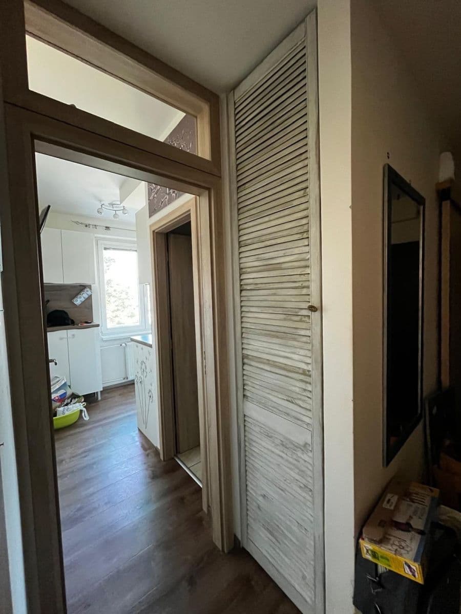 Pronájem bytu 3+1 64 m², Něvská, Praha, Praha Pronájem bytu 3+1 64 m², Něvská, Praha, Praha