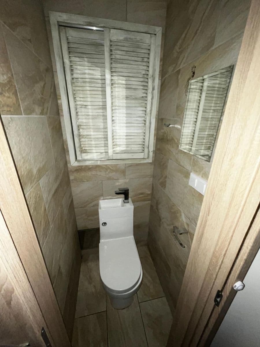 Pronájem bytu 3+1 64 m², Něvská, Praha, Praha Pronájem bytu 3+1 64 m², Něvská, Praha, Praha