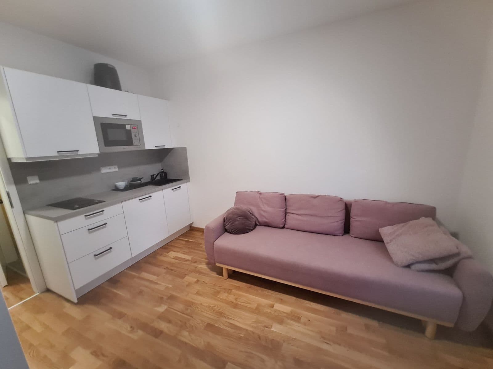 Pronájem bytu 1+kk 19 m², U Lidového domu, Praha, Praha Pronájem bytu 1+kk 19 m², U Lidového domu, Praha, Praha