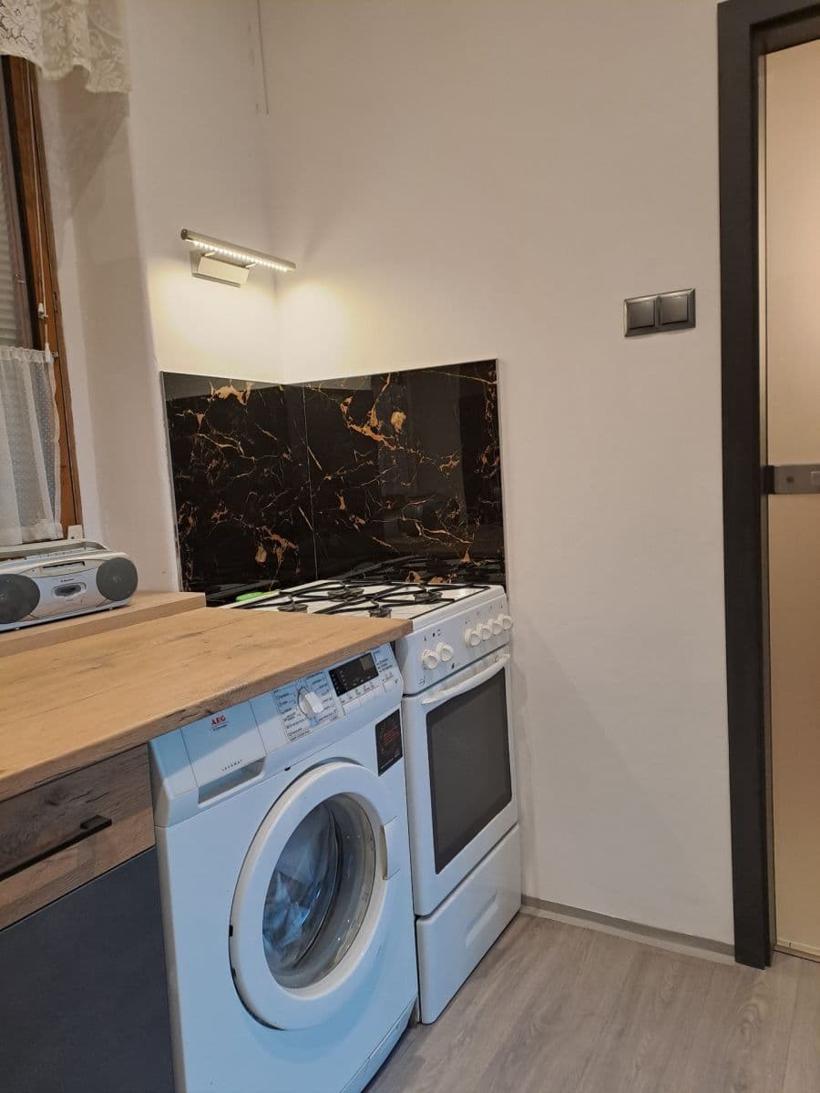 Prodej bytu 2+kk 48 m², Sokolovská, Praha, Praha Prodej bytu 2+kk 48 m², Sokolovská, Praha, Praha