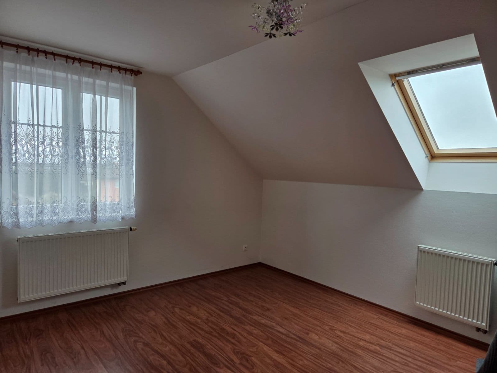 Prodej domu 250 m², pozemek 912 m², Na Libovínek, Bašť, Středočeský kraj Prodej domu 250 m², pozemek 912 m², Na Libovínek, Bašť, Středočeský kraj