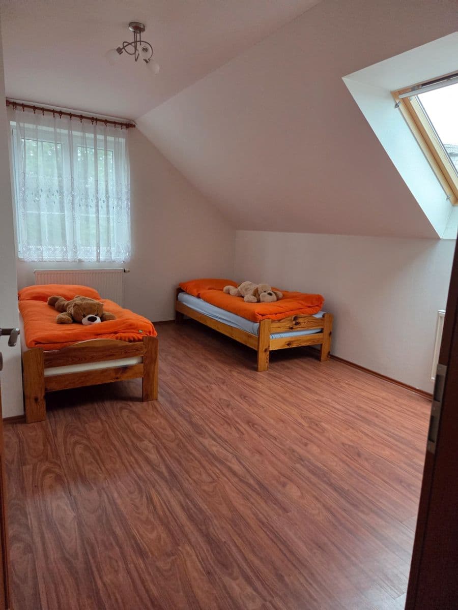 Prodej domu 250 m², pozemek 912 m², Na Libovínek, Bašť, Středočeský kraj Prodej domu 250 m², pozemek 912 m², Na Libovínek, Bašť, Středočeský kraj