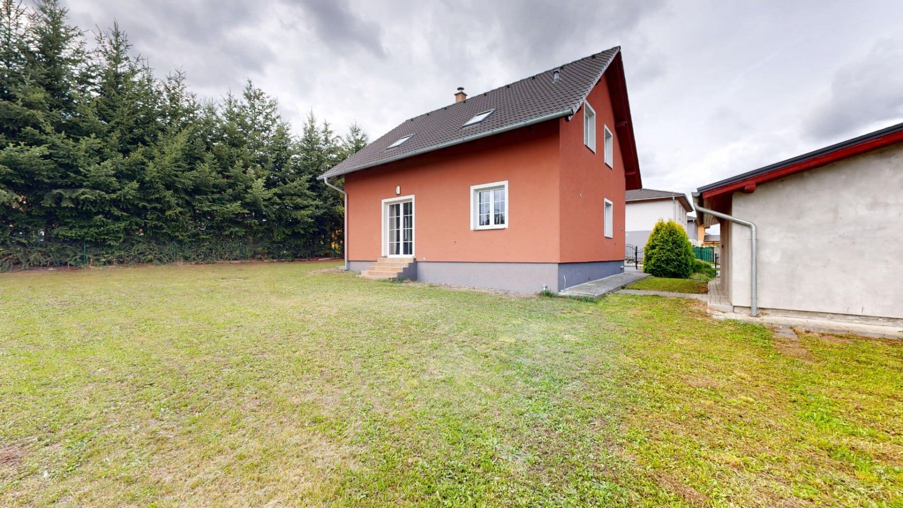 Prodej domu 225 m², pozemek 912 m², Na Libovínek, Bašť, Středočeský kraj Prodej domu 225 m², pozemek 912 m², Na Libovínek, Bašť, Středočeský kraj