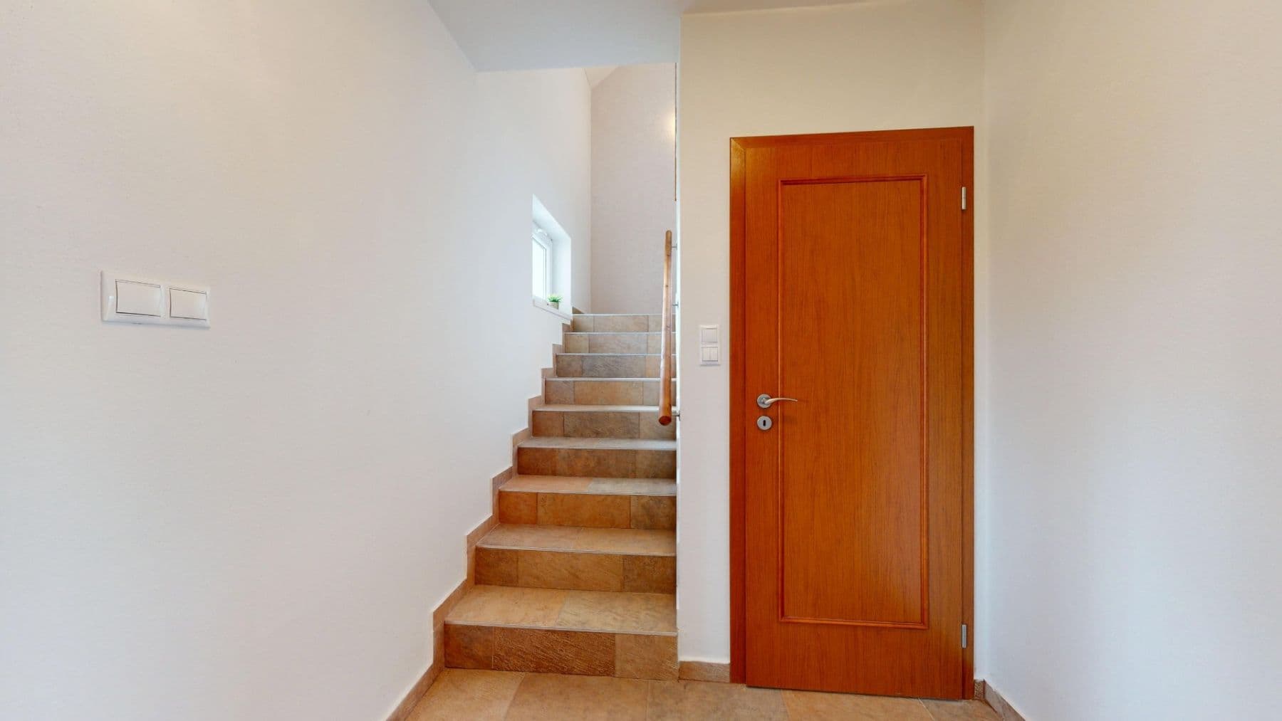 Prodej domu 225 m², pozemek 912 m², Na Libovínek, Bašť, Středočeský kraj Prodej domu 225 m², pozemek 912 m², Na Libovínek, Bašť, Středočeský kraj