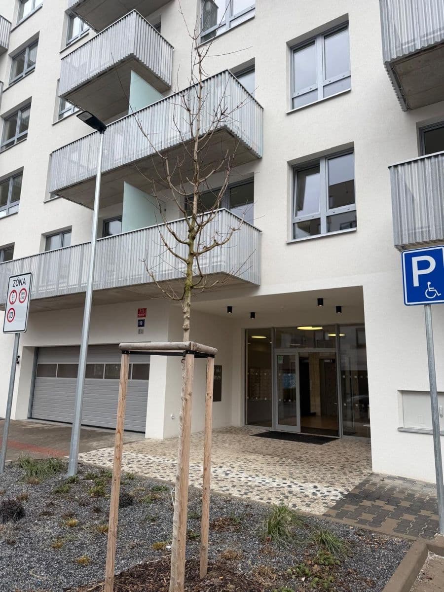 Prodej bytu 2+kk 47 m², Honzíkova, Praha, Praha Prodej bytu 2+kk 47 m², Honzíkova, Praha, Praha