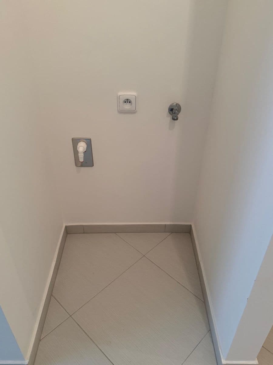 Prodej bytu 2+kk 47 m², Honzíkova, Praha, Praha Prodej bytu 2+kk 47 m², Honzíkova, Praha, Praha
