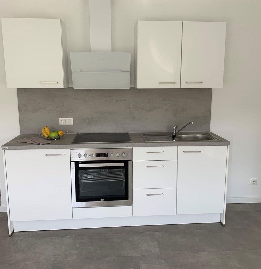 Pronájem bytu 1+1 31 m², Stuttgart-Möhringen, Bádensko-Württembersko Pronájem bytu 1+1 31 m², Stuttgart-Möhringen, Bádensko-Württembersko