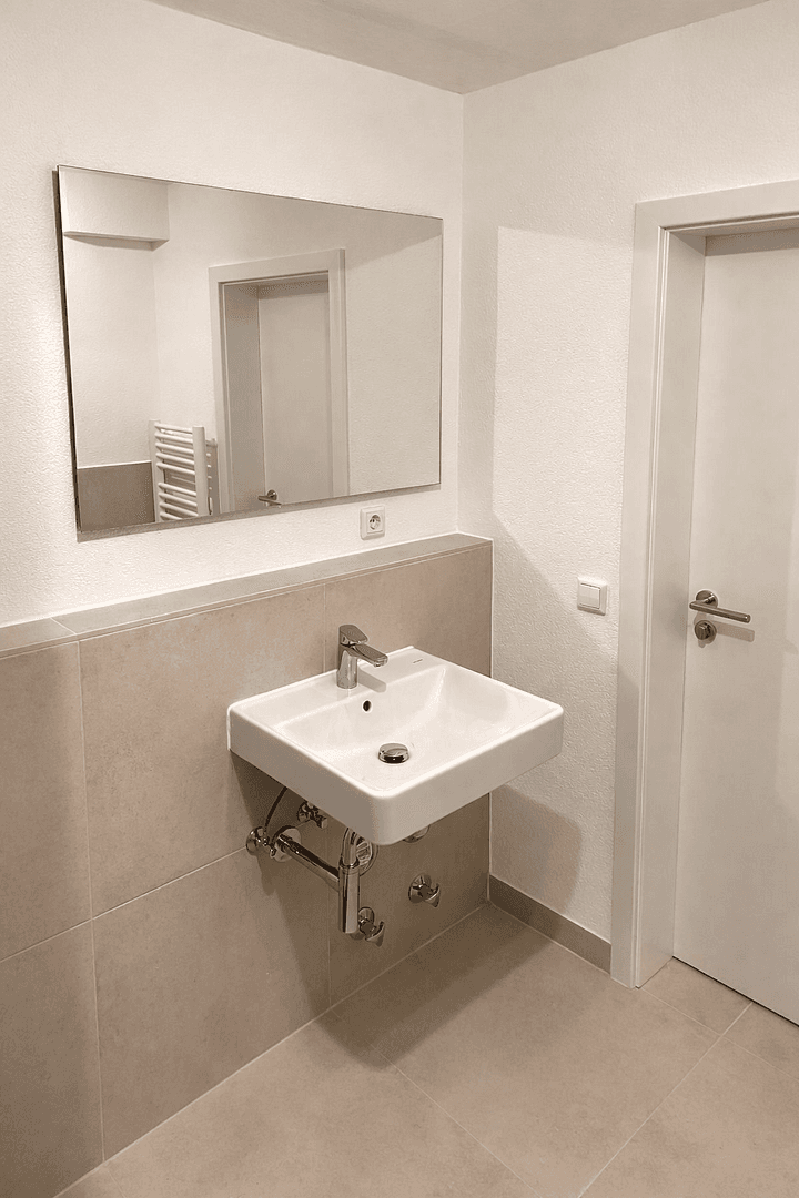 Pronájem bytu 1+1 31 m², Stuttgart-Möhringen, Bádensko-Württembersko Pronájem bytu 1+1 31 m², Stuttgart-Möhringen, Bádensko-Württembersko