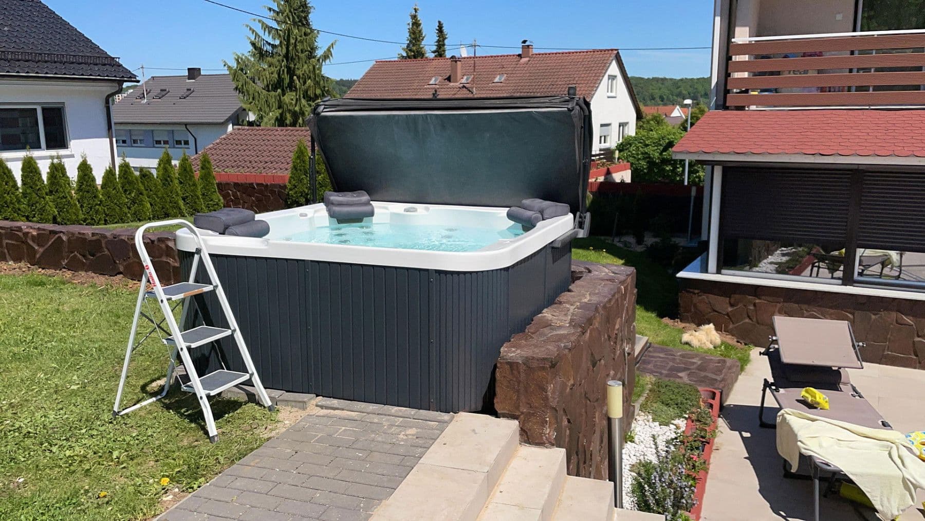 Prodej domu 387 m², pozemek 899 m², Rießstraße 20, BW, Magstadt, Bádensko-Württembersko Prodej domu 387 m², pozemek 899 m², Rießstraße 20, BW, Magstadt, Bádensko-Württembersko