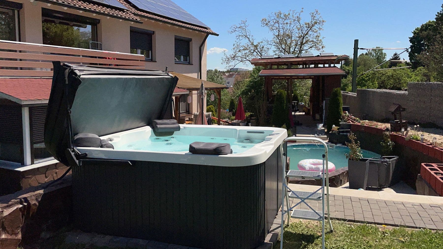 Prodej domu 387 m², pozemek 899 m², Rießstraße 20, BW, Magstadt, Bádensko-Württembersko Prodej domu 387 m², pozemek 899 m², Rießstraße 20, BW, Magstadt, Bádensko-Württembersko