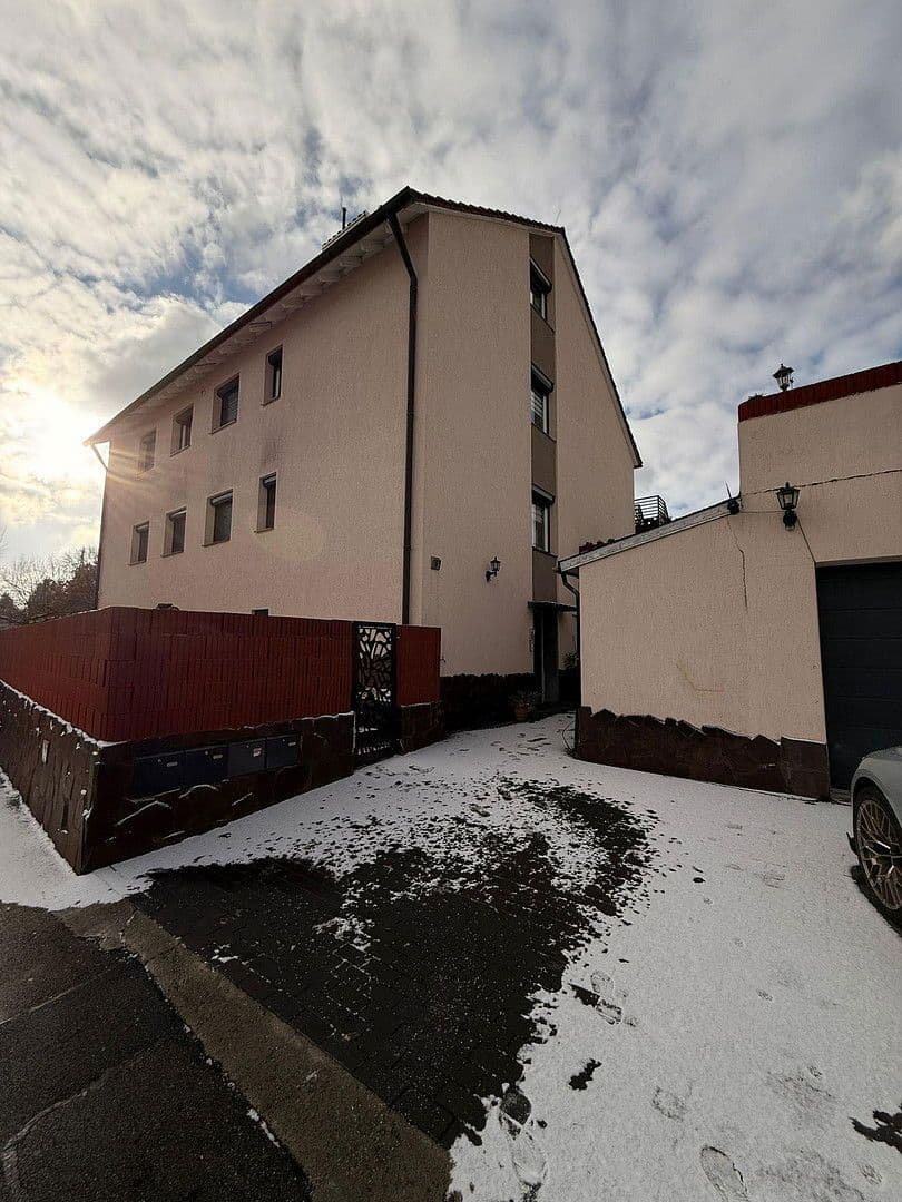 Prodej domu 387 m², pozemek 899 m², Rießstraße 20, BW, Magstadt, Bádensko-Württembersko Prodej domu 387 m², pozemek 899 m², Rießstraße 20, BW, Magstadt, Bádensko-Württembersko