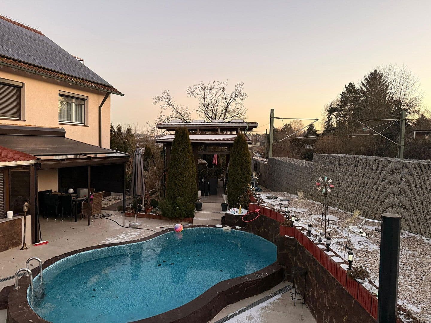 Prodej domu 387 m², pozemek 899 m², Rießstraße 20, BW, Magstadt, Bádensko-Württembersko Prodej domu 387 m², pozemek 899 m², Rießstraße 20, BW, Magstadt, Bádensko-Württembersko