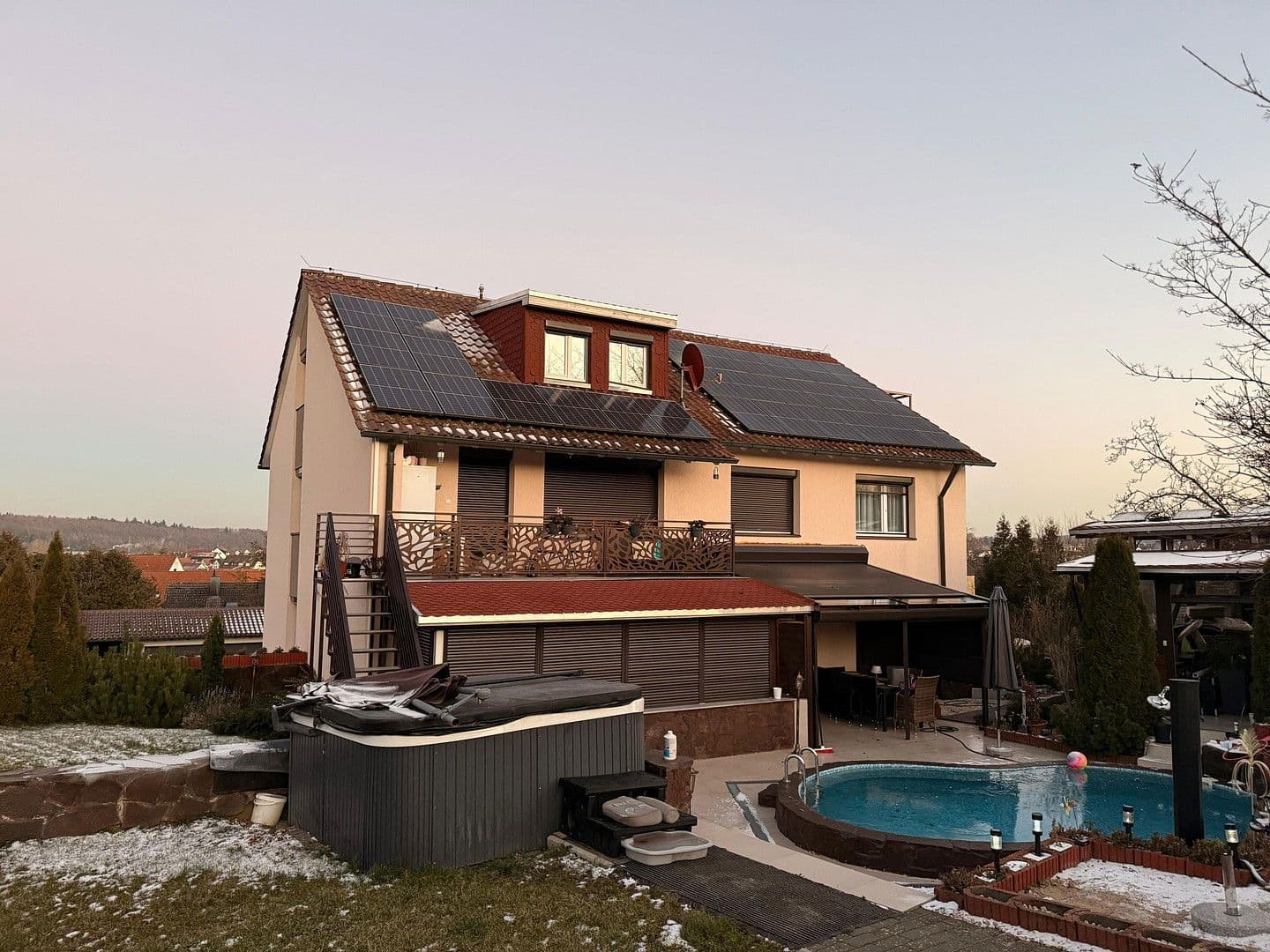 Prodej domu 387 m², pozemek 899 m², Rießstraße 20, BW, Magstadt, Bádensko-Württembersko Prodej domu 387 m², pozemek 899 m², Rießstraße 20, BW, Magstadt, Bádensko-Württembersko