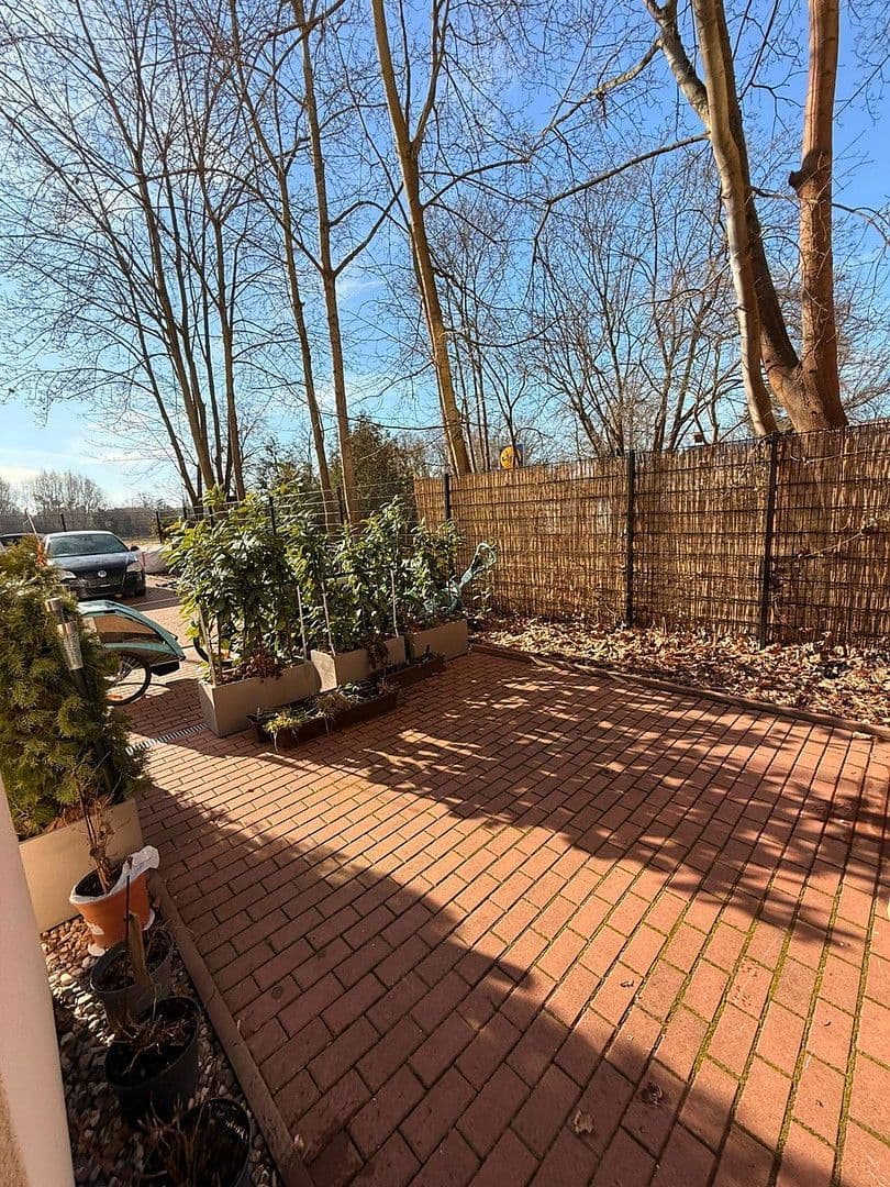 Pronájem bytu 3+1 70 m², Wannseestr., Stahnsdorf, Braniborsko Pronájem bytu 3+1 70 m², Wannseestr., Stahnsdorf, Braniborsko