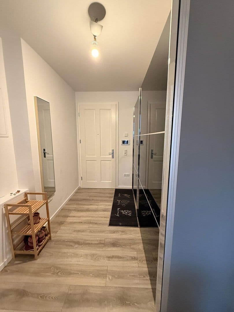 Pronájem bytu 3+1 70 m², Wannseestr., Stahnsdorf, Braniborsko Pronájem bytu 3+1 70 m², Wannseestr., Stahnsdorf, Braniborsko