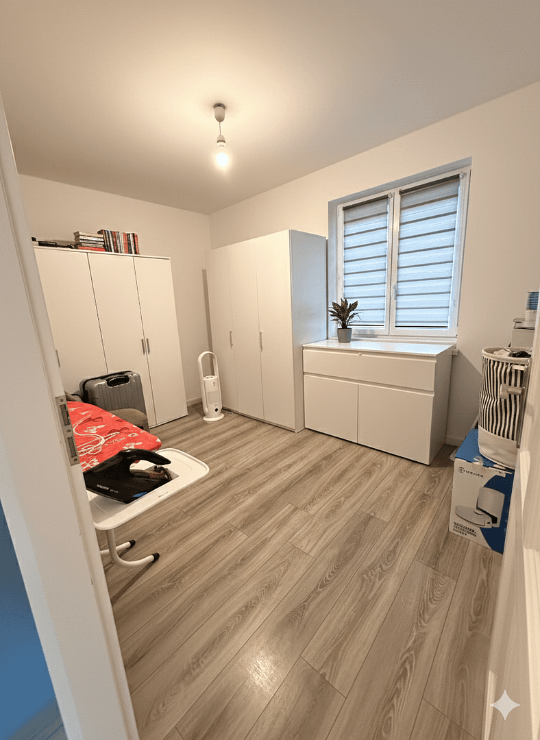 Pronájem bytu 3+1 70 m², Wannseestr., Stahnsdorf, Braniborsko Pronájem bytu 3+1 70 m², Wannseestr., Stahnsdorf, Braniborsko