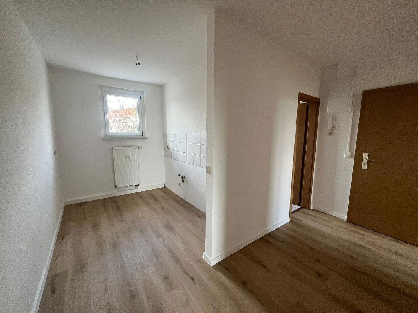 Pronájem bytu 3+1 61 m², Am Hang 17, Riesa, Sasko Pronájem bytu 3+1 61 m², Am Hang 17, Riesa, Sasko