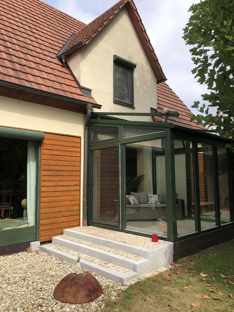 Prodej domu 128 m², pozemek 576 m², Frensdorf, Bavorsko Prodej domu 128 m², pozemek 576 m², Frensdorf, Bavorsko