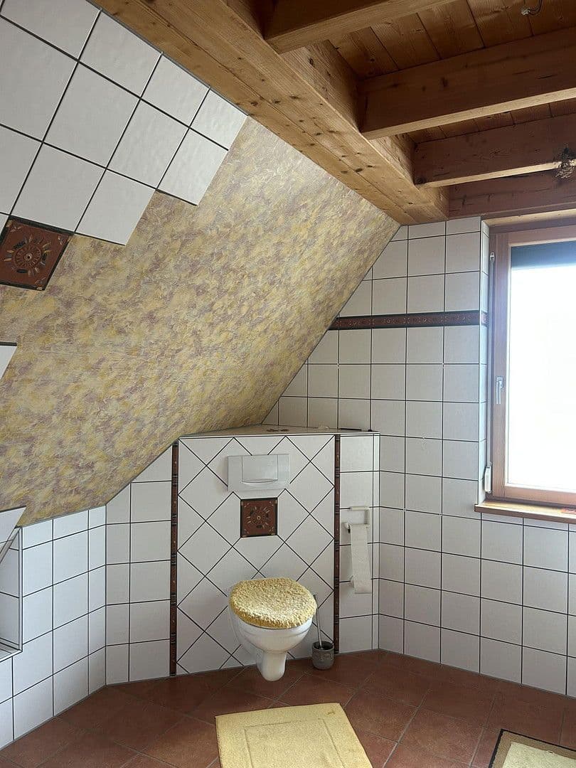 Prodej domu 128 m², pozemek 576 m², Frensdorf, Bavorsko Prodej domu 128 m², pozemek 576 m², Frensdorf, Bavorsko