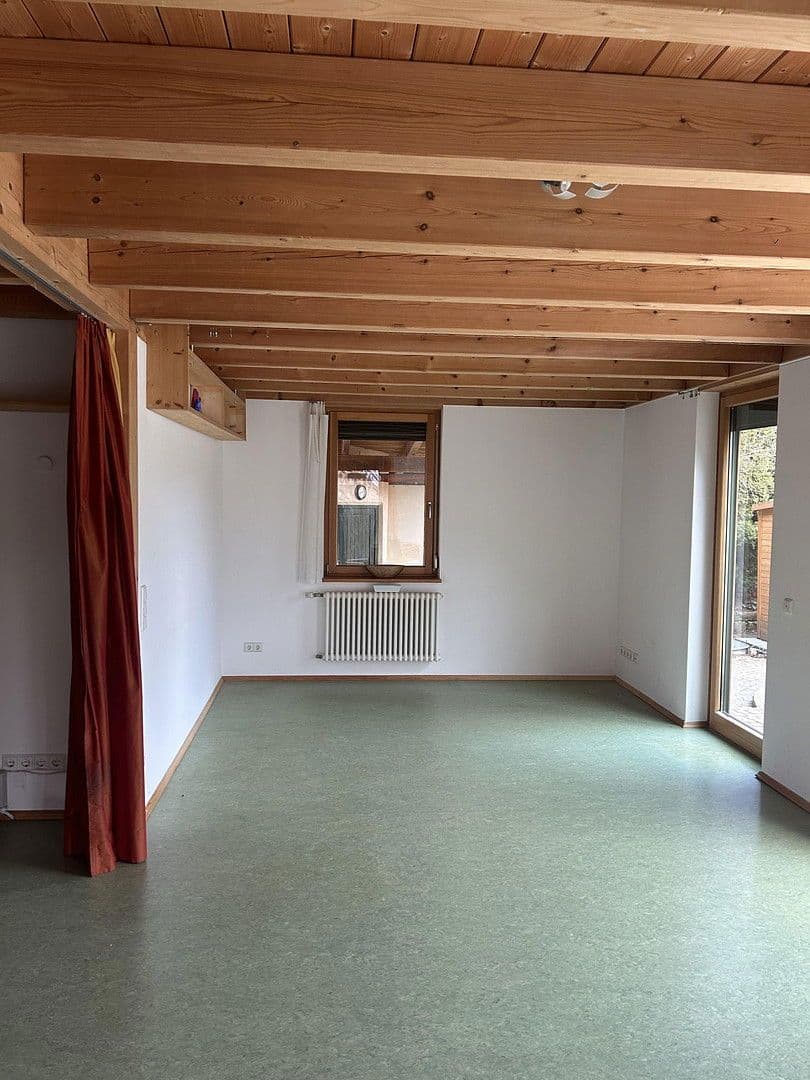 Prodej domu 128 m², pozemek 576 m², Frensdorf, Bavorsko Prodej domu 128 m², pozemek 576 m², Frensdorf, Bavorsko