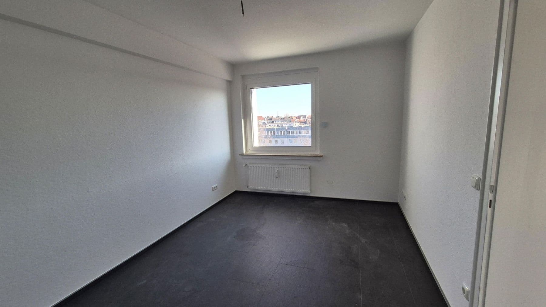 Pronájem bytu 3+1 80 m², Osnabrück, Dolní Sasko Pronájem bytu 3+1 80 m², Osnabrück, Dolní Sasko