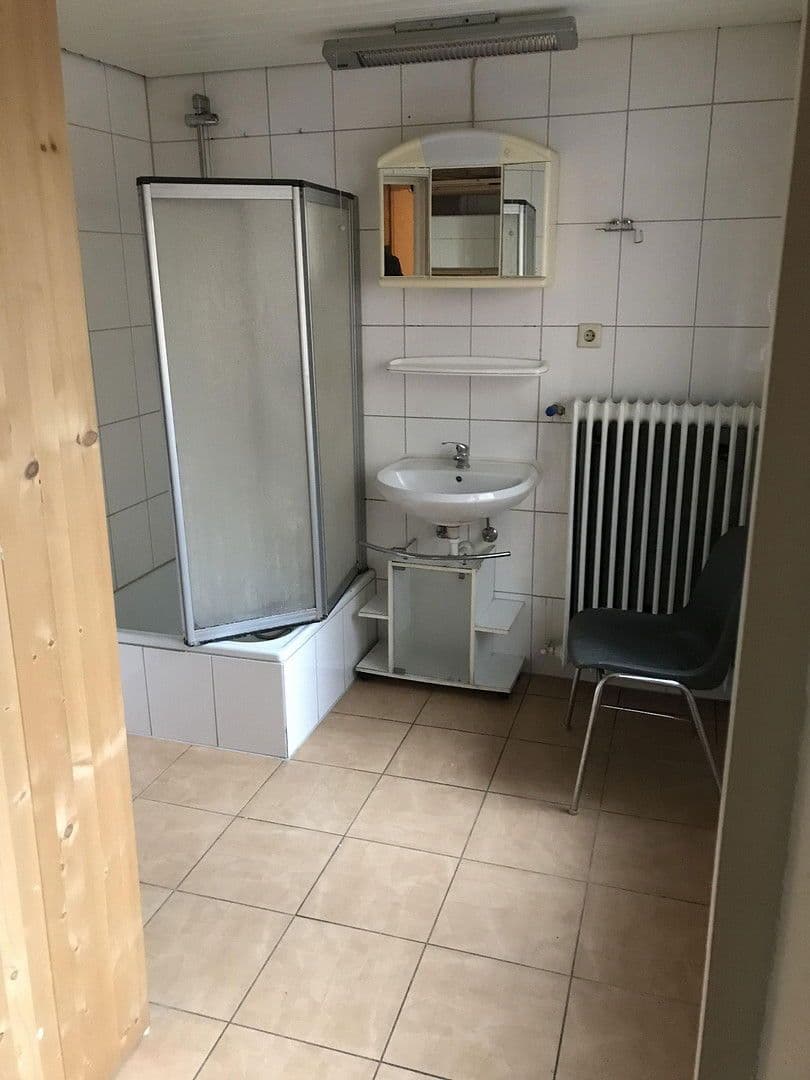 Prodej domu 252 m², pozemek 770 m², Heilbronner Str. 9/1, Eberstadt, Bádensko-Württembersko Prodej domu 252 m², pozemek 770 m², Heilbronner Str. 9/1, Eberstadt, Bádensko-Württembersko