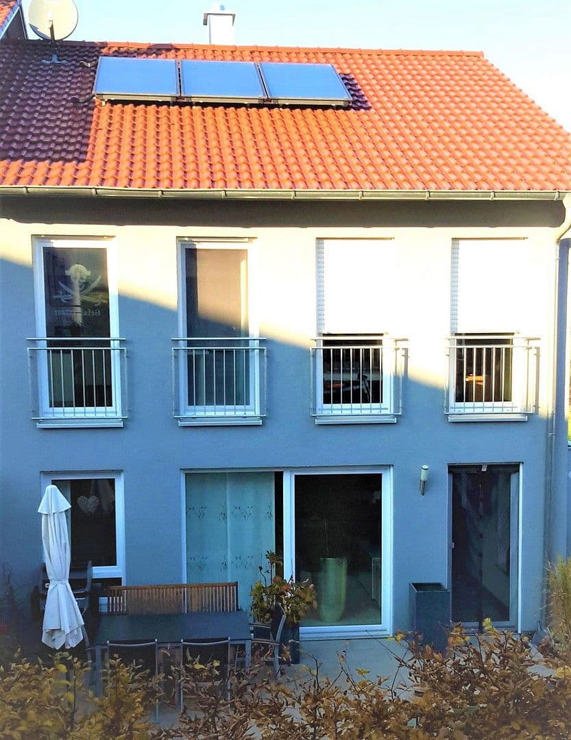 Pronájem domu 158 m², pozemek 238 m², Aalen, Bádensko-Württembersko Pronájem domu 158 m², pozemek 238 m², Aalen, Bádensko-Württembersko