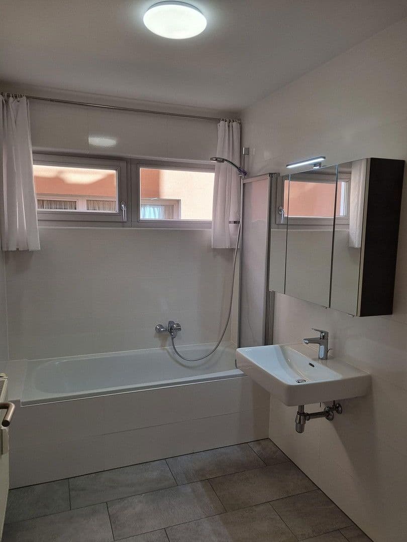 Prodej bytu 3+1 78 m², Hall in Tirol, Tyrolsko Prodej bytu 3+1 78 m², Hall in Tirol, Tyrolsko