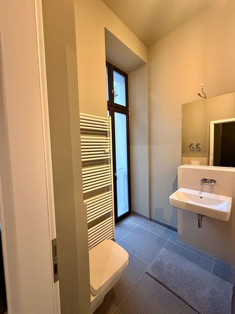 Prodej bytu 3+kk 125 m², Graefestrasse 80, Berlin, Berlín Prodej bytu 3+kk 125 m², Graefestrasse 80, Berlin, Berlín