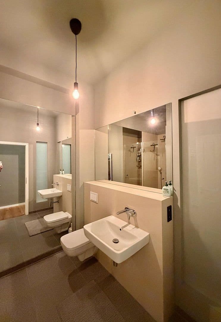 Prodej bytu 3+kk 125 m², Graefestrasse 80, Berlin, Berlín Prodej bytu 3+kk 125 m², Graefestrasse 80, Berlin, Berlín