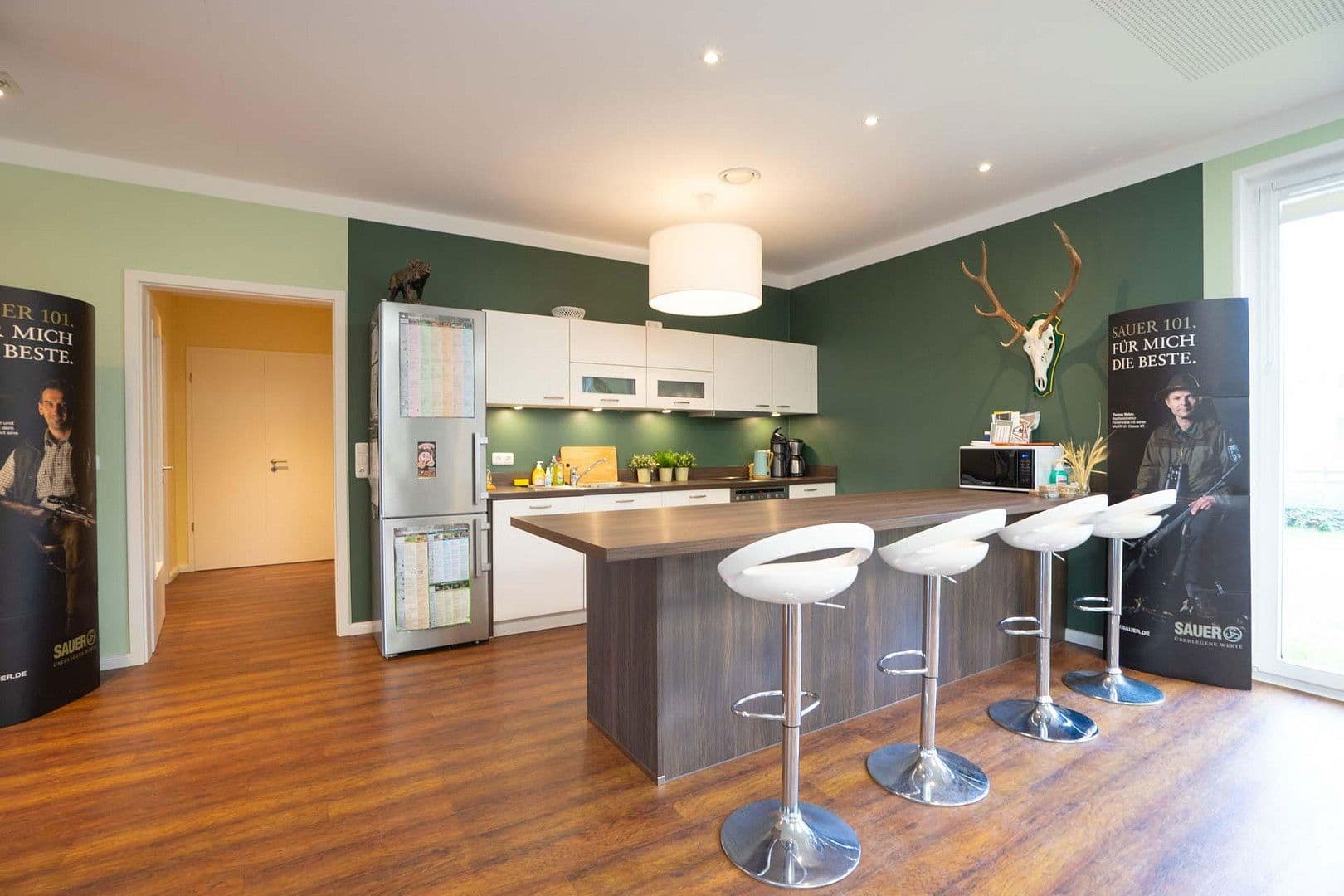 Prodej domu 165 m², pozemek 897 m², Lüneburger Landstraße 3, Garlstorf, Dolní Sasko Prodej domu 165 m², pozemek 897 m², Lüneburger Landstraße 3, Garlstorf, Dolní Sasko