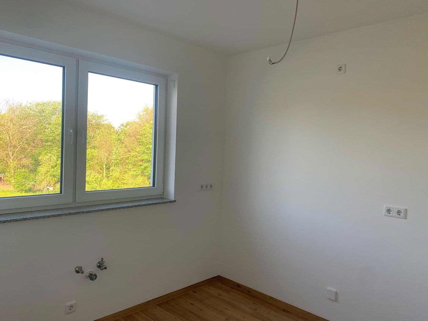 Pronájem bytu 4+kk 98 m², Lauchheim, Bádensko-Württembersko Pronájem bytu 4+kk 98 m², Lauchheim, Bádensko-Württembersko