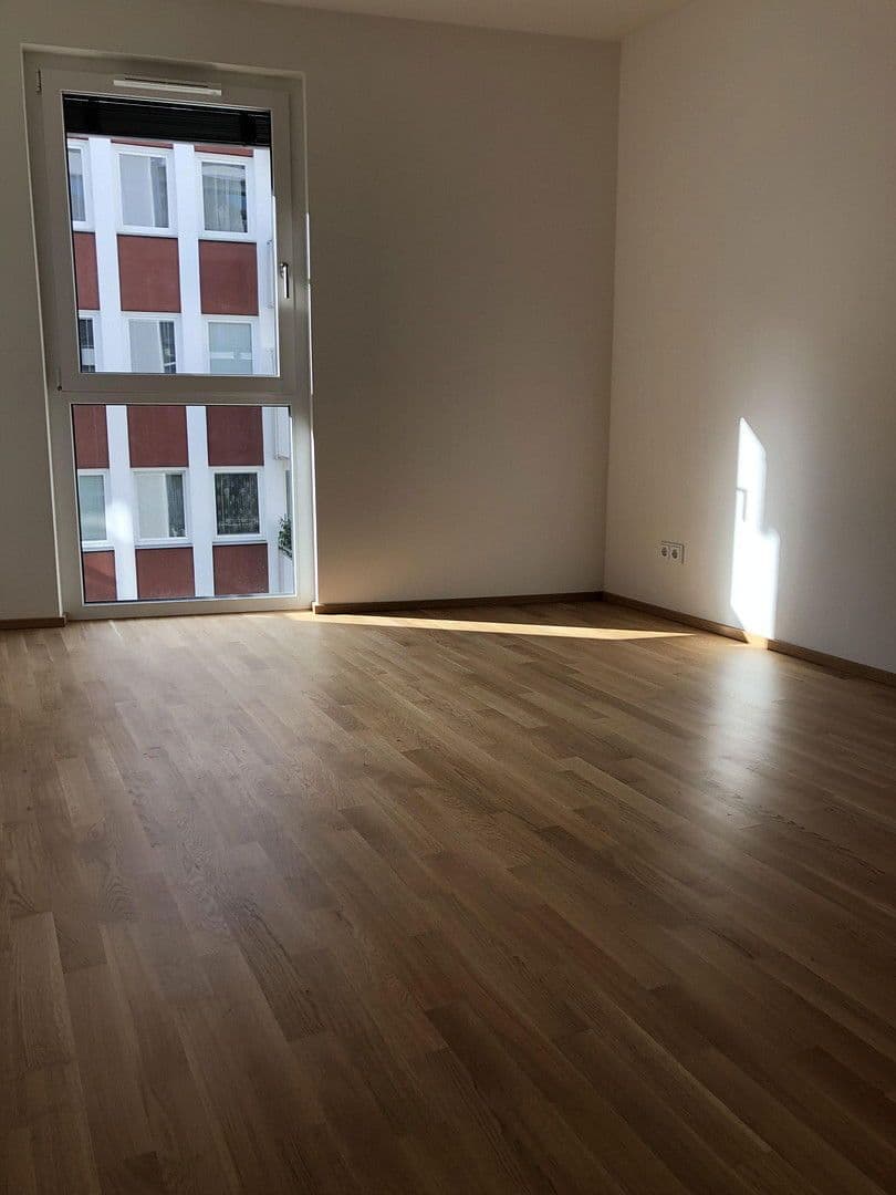 Prodej bytu 3+1 88 m², Maxfeldstr. 48, Nürnberg, Bavorsko Prodej bytu 3+1 88 m², Maxfeldstr. 48, Nürnberg, Bavorsko