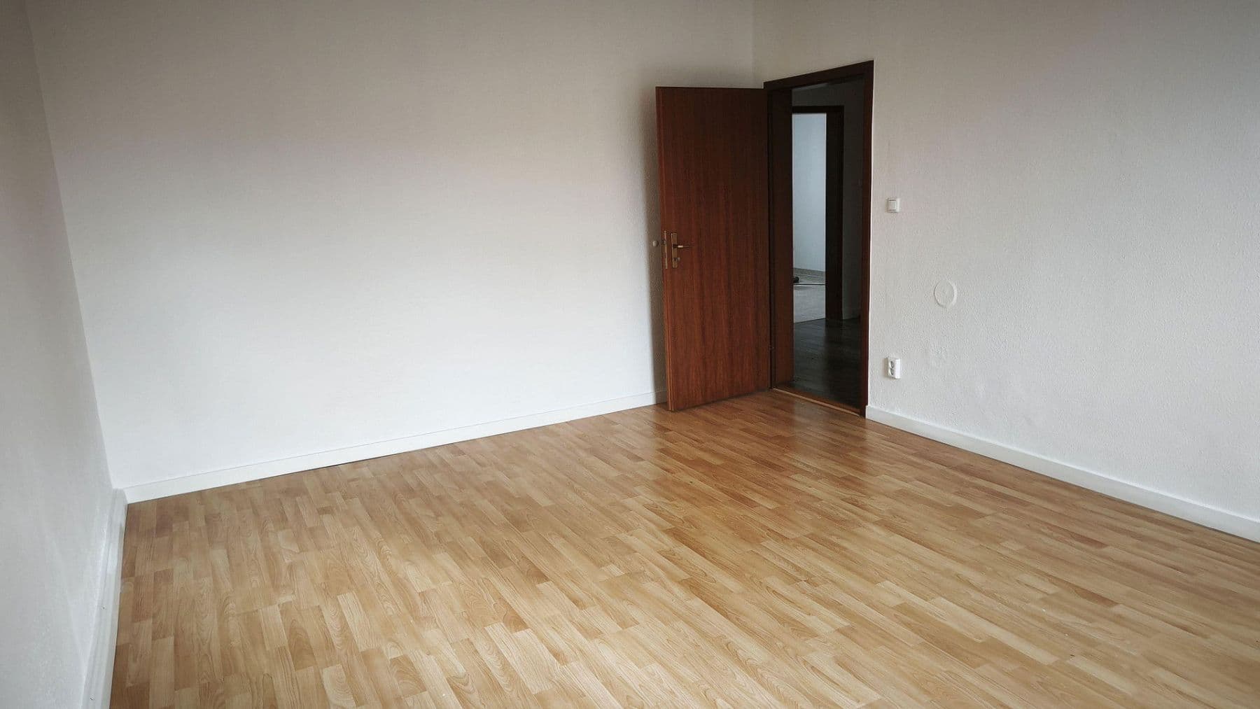 Pronájem bytu 4+1 115 m², Fürstenfeldbruck, Bavorsko Pronájem bytu 4+1 115 m², Fürstenfeldbruck, Bavorsko