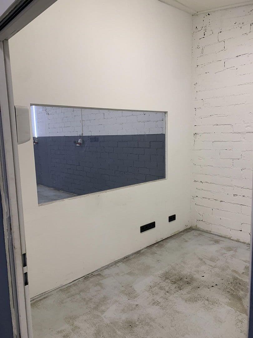 Pronájem nebytového prostoru 124 m², Reismühlenweg 16, Uhldingen-Mühlhofen, Bádensko-Württembersko Pronájem nebytového prostoru 124 m², Reismühlenweg 16, Uhldingen-Mühlhofen, Bádensko-Württembersko