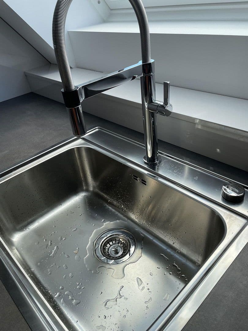 Pronájem bytu 2+1 67 m², Havelberger Straße 1, Berlin, Berlín Pronájem bytu 2+1 67 m², Havelberger Straße 1, Berlin, Berlín