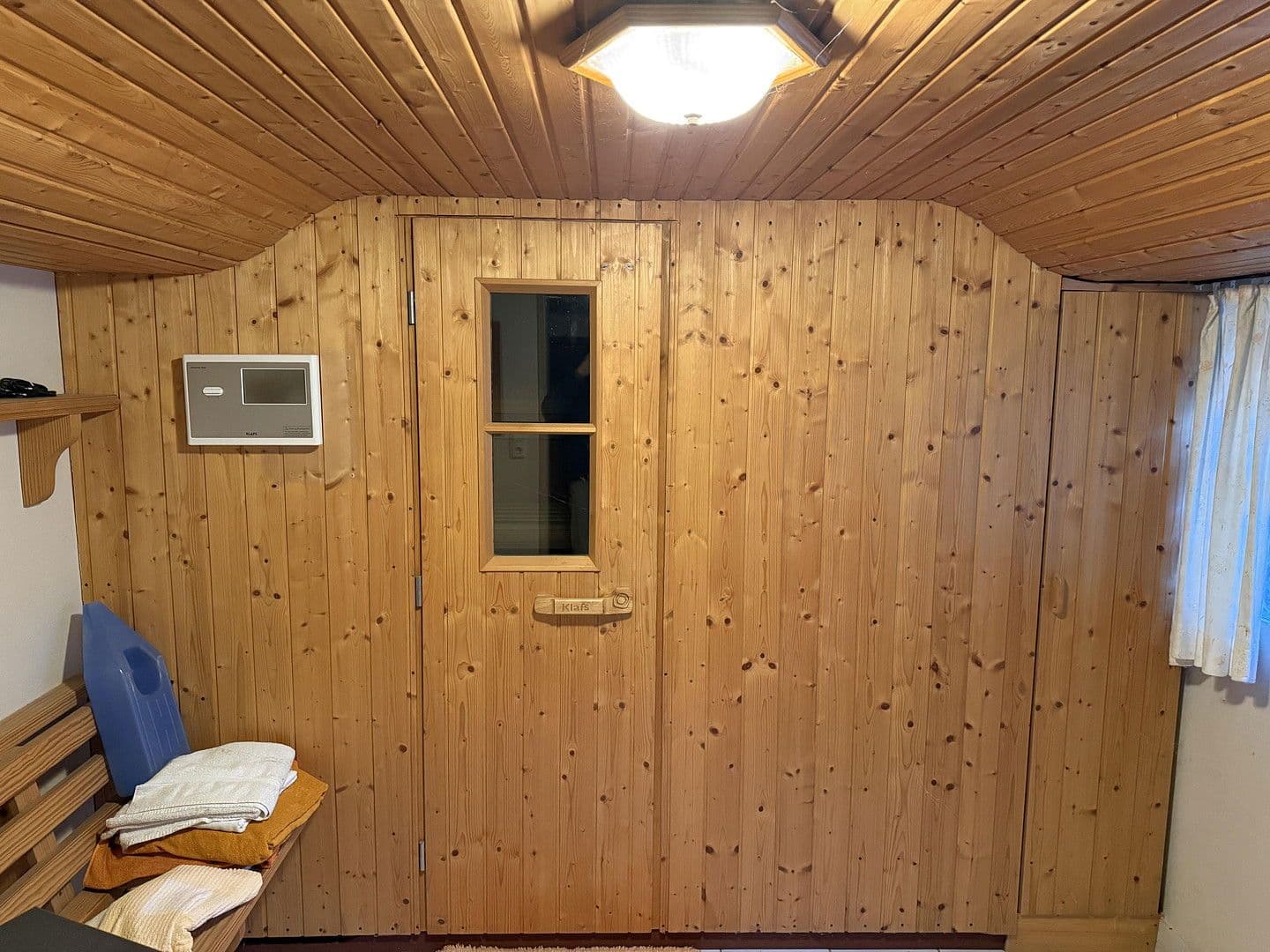 Prodej domu 165 m², pozemek 768 m², Stuhr, Dolní Sasko Prodej domu 165 m², pozemek 768 m², Stuhr, Dolní Sasko