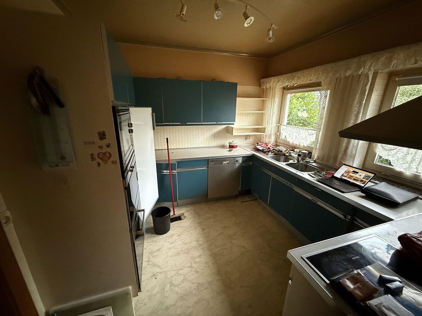 Prodej domu 165 m², pozemek 768 m², Stuhr, Dolní Sasko Prodej domu 165 m², pozemek 768 m², Stuhr, Dolní Sasko