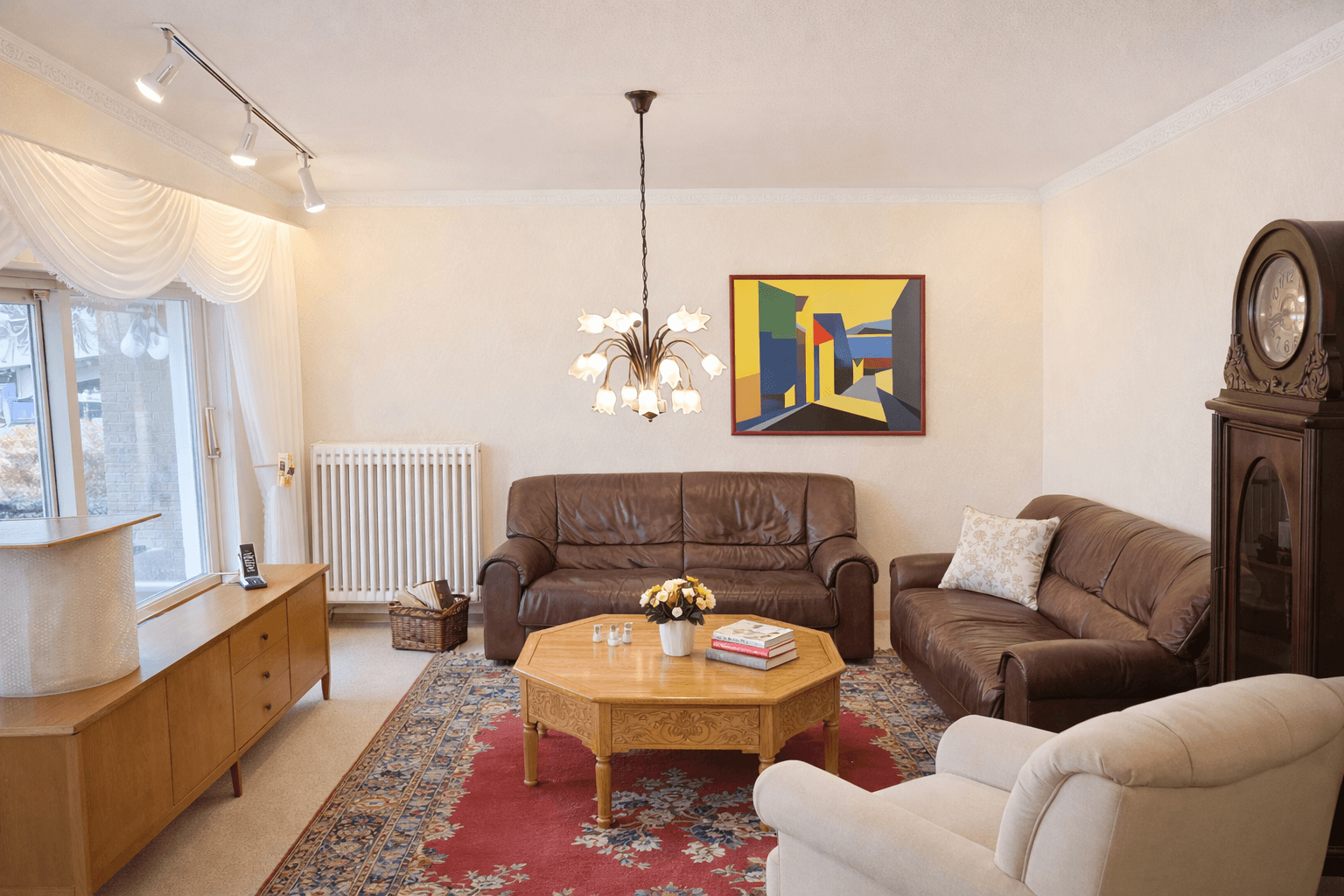 Prodej domu 165 m², pozemek 768 m², Stuhr, Dolní Sasko Prodej domu 165 m², pozemek 768 m², Stuhr, Dolní Sasko