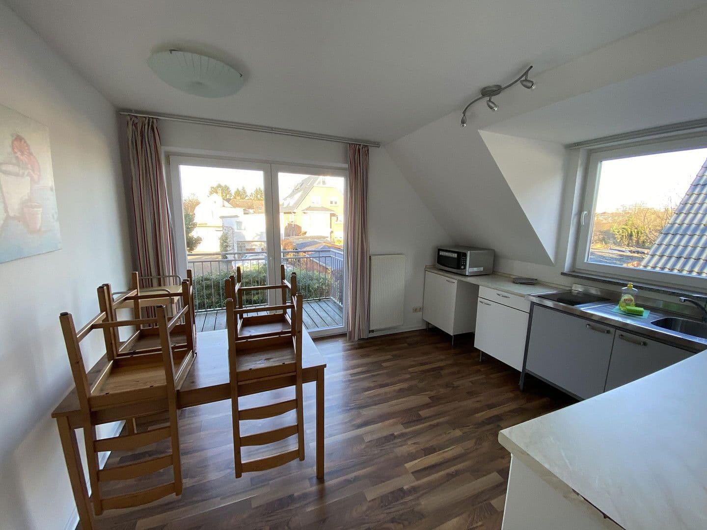 Pronájem bytu 3+1 85 m², Elbgaustr 79A, Hamburg, Hamburg Pronájem bytu 3+1 85 m², Elbgaustr 79A, Hamburg, Hamburg