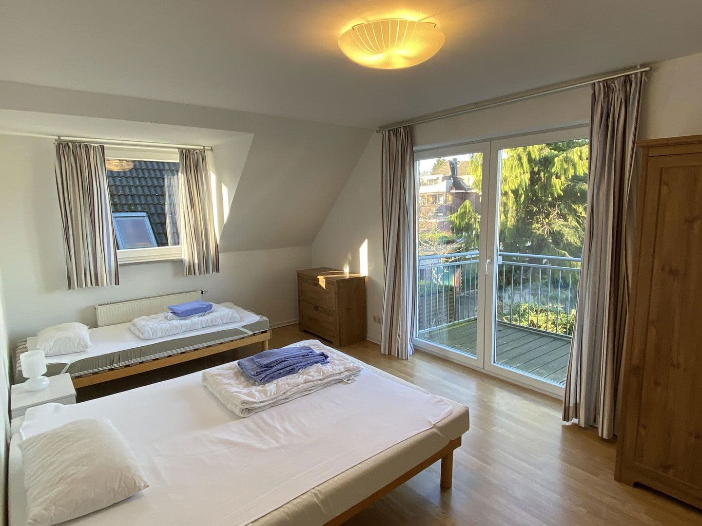 Pronájem bytu 3+1 85 m², Elbgaustr 79A, Hamburg, Hamburg Pronájem bytu 3+1 85 m², Elbgaustr 79A, Hamburg, Hamburg