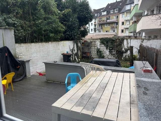 Pronájem domu 135 m², pozemek 90 m², Köln, Severní Porýní-Vestfálsko Pronájem domu 135 m², pozemek 90 m², Köln, Severní Porýní-Vestfálsko