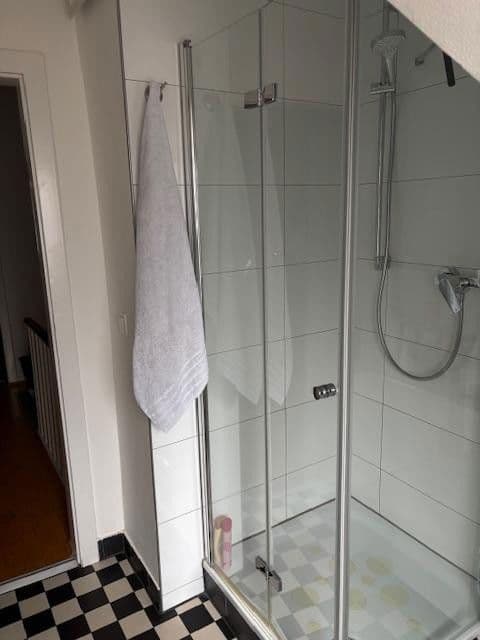 Pronájem domu 135 m², pozemek 90 m², Köln, Severní Porýní-Vestfálsko Pronájem domu 135 m², pozemek 90 m², Köln, Severní Porýní-Vestfálsko