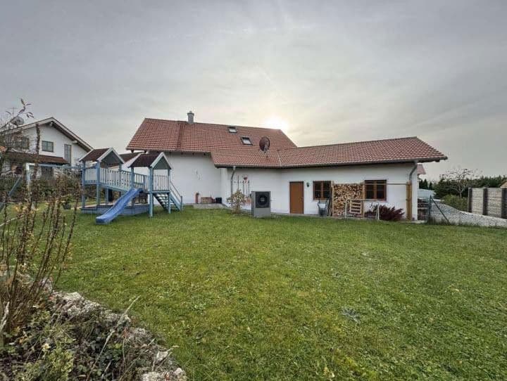 Pronájem domu 131 m², pozemek 963 m², Gumattenkirchen, Bavorsko Pronájem domu 131 m², pozemek 963 m², Gumattenkirchen, Bavorsko