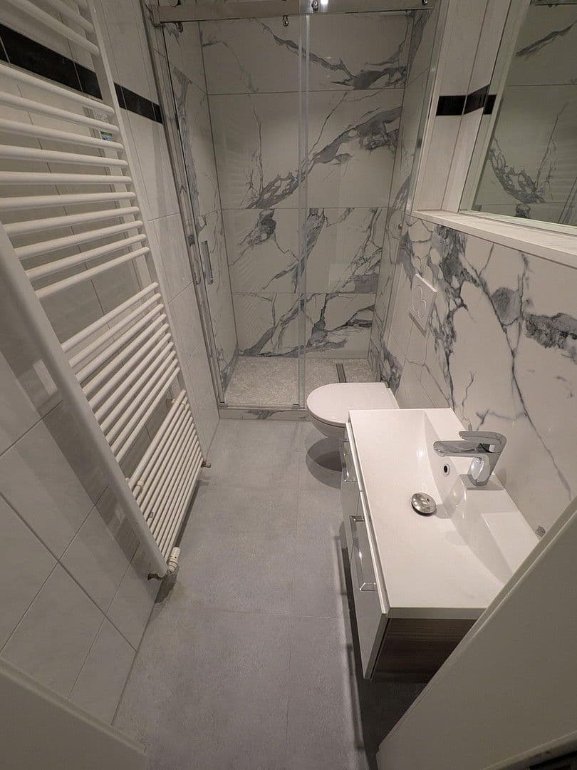 Pronájem bytu 3+1 50 m², Schmidtstraße 8, Rüdesheim am Rhein, Hessen Pronájem bytu 3+1 50 m², Schmidtstraße 8, Rüdesheim am Rhein, Hessen